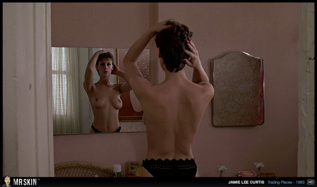 Jamie Lee Curtis topless in the mirror; Celebrity 