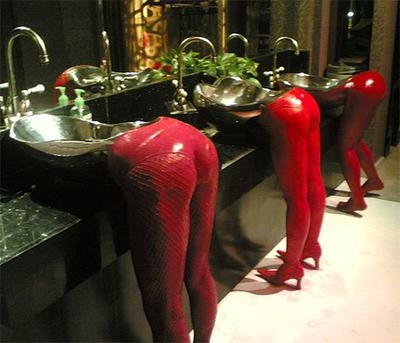 Female sink; Fetish 